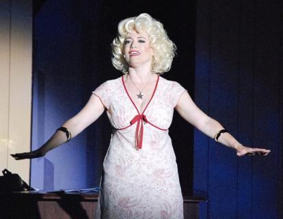 9 to 5 Costume Rentals