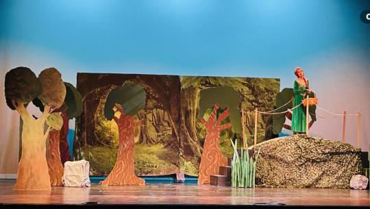 2 Woods Fabric Drops